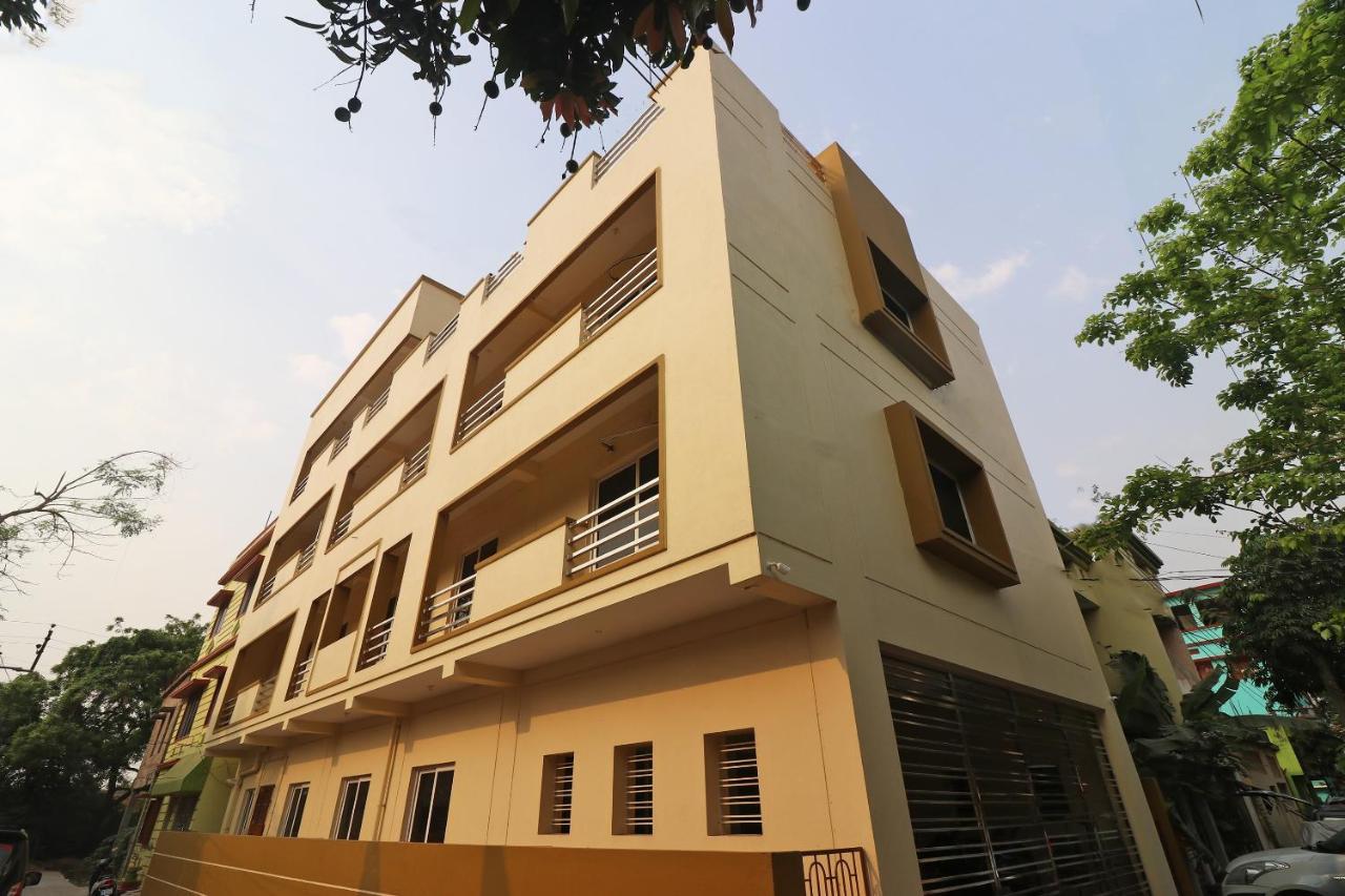 Oyo Hotel Ayush Palace Cuttack Exterior photo